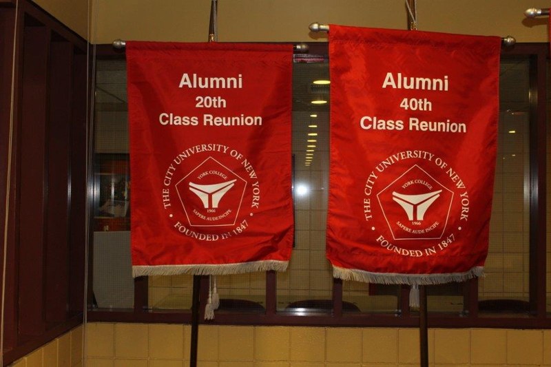 Banners of 20th and 40th class Reunion