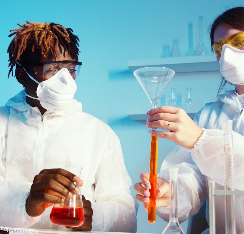 Students Working in the Lab